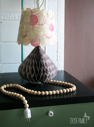 (Click on title for more images)
I made this simple lamp DIY for Nyhetsmorgon in january 2013.
