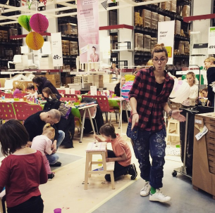 Pysseldag med 300 ungar på Ikea i Älmhult!